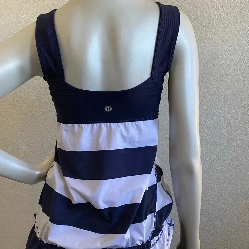 ❤️ Lululemon Run Chase Me Tank Stripe White Indigo Womens 6